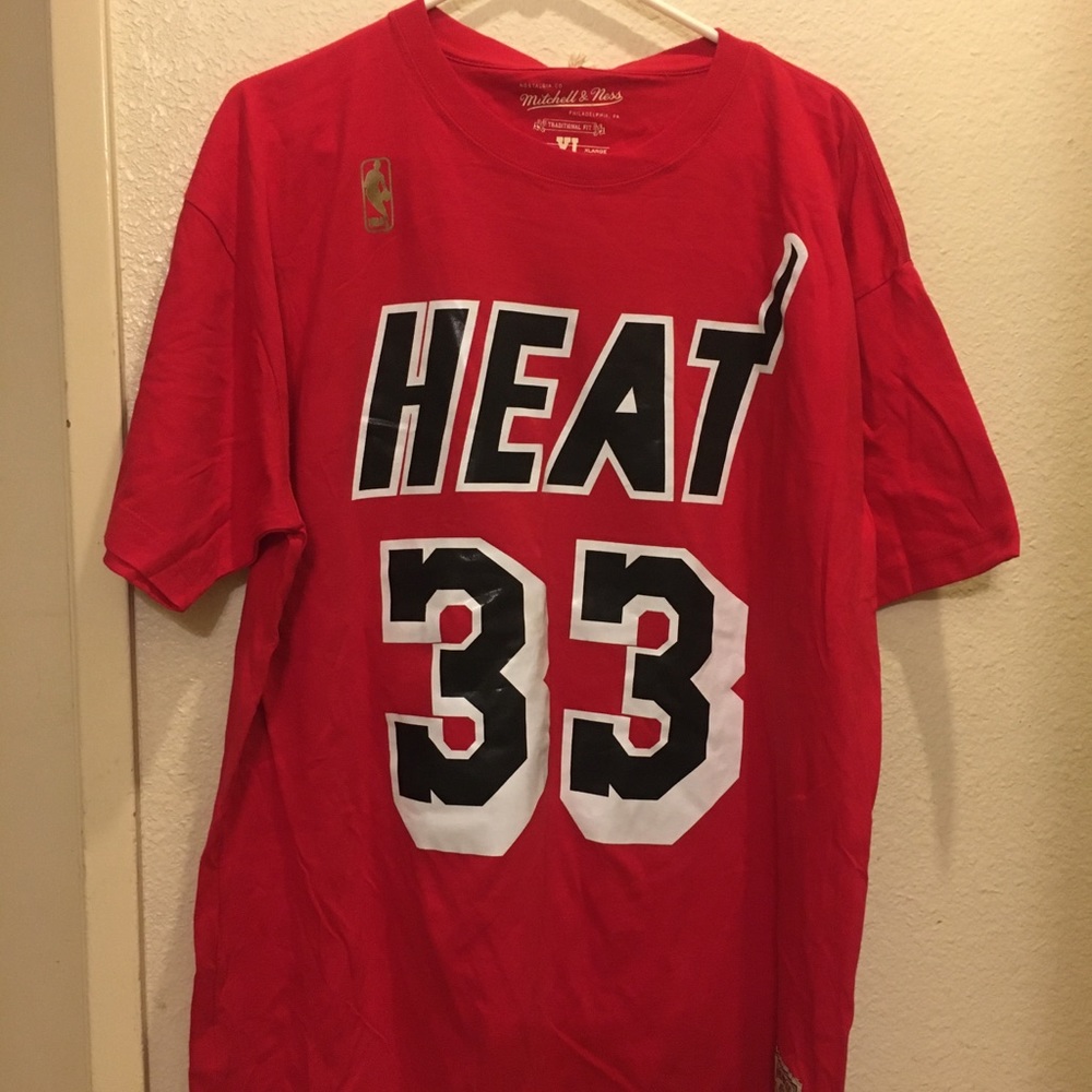 Miami Heat Mourning jersey  XL Tee